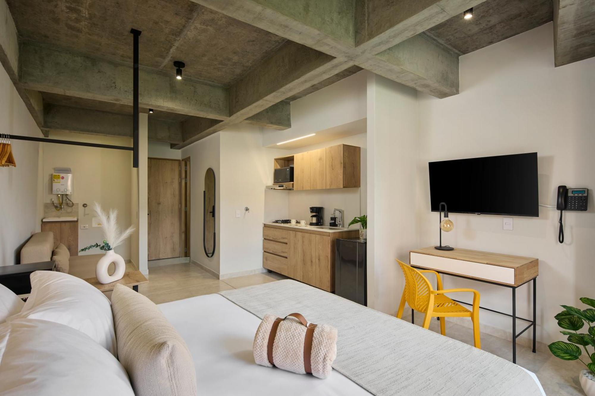 30 Living Suites Medellín Esterno foto