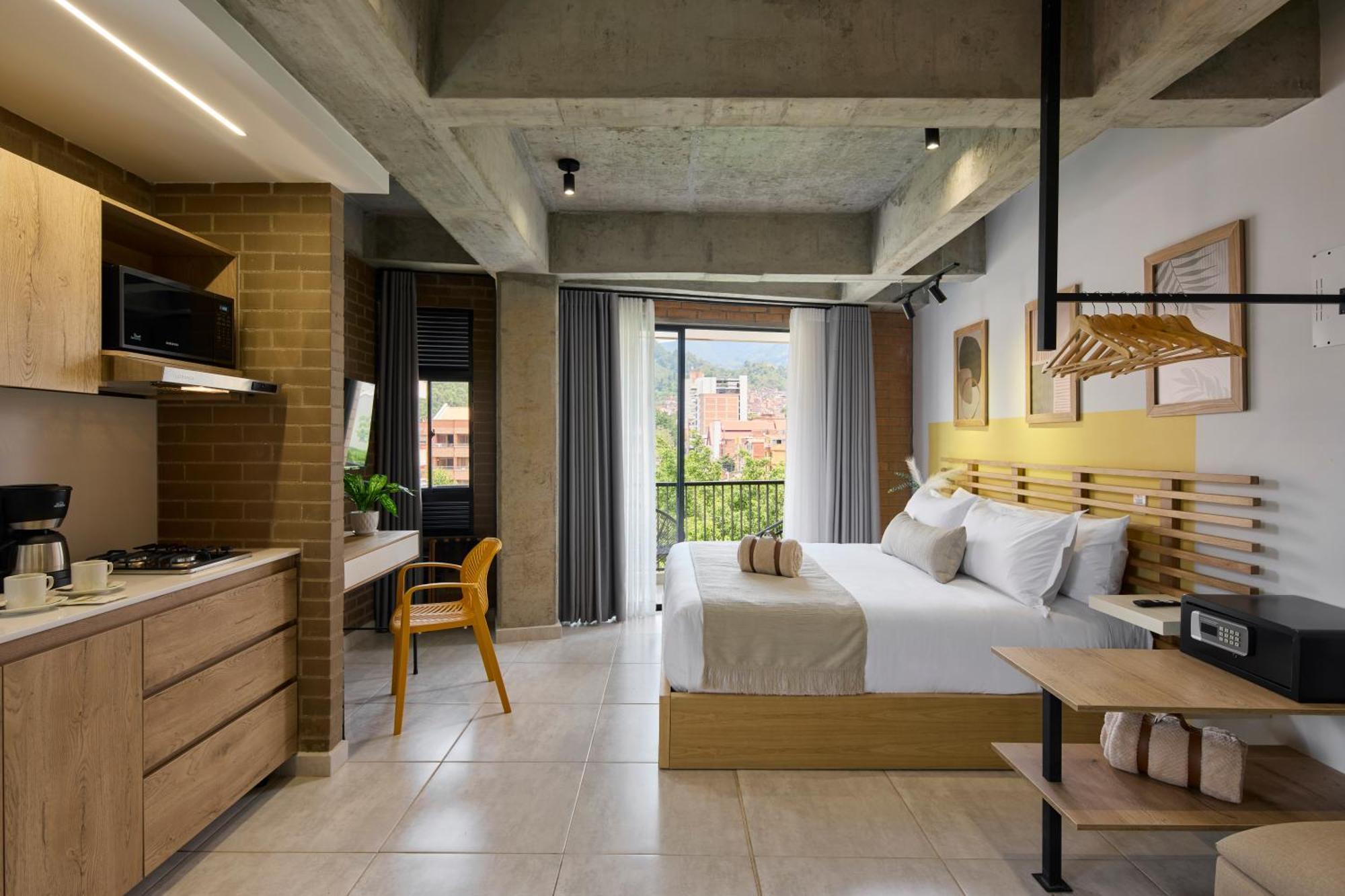 30 Living Suites Medellín Esterno foto