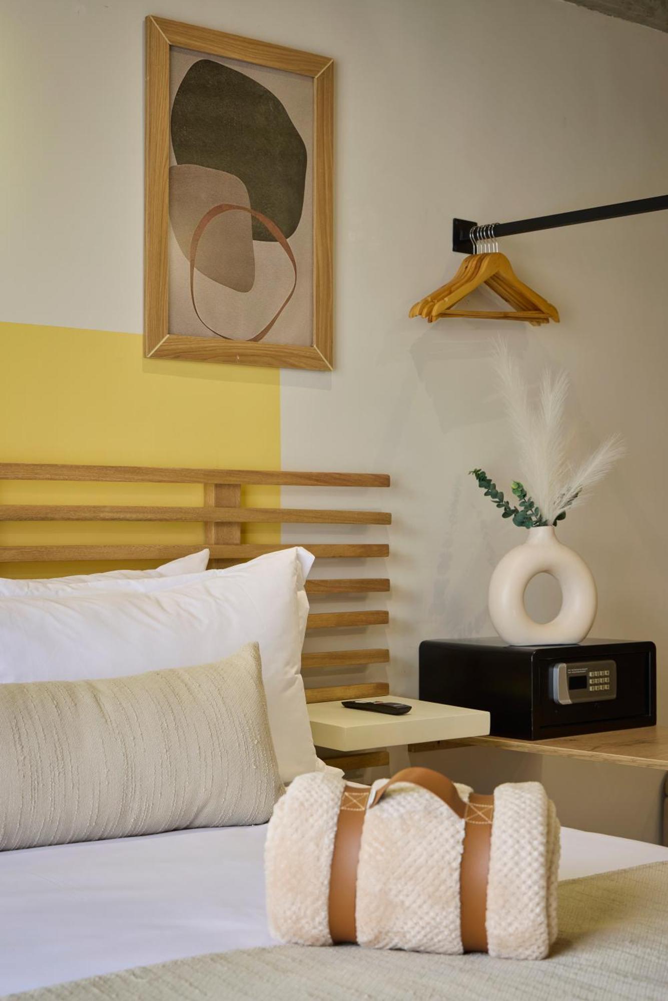 30 Living Suites Medellín Esterno foto